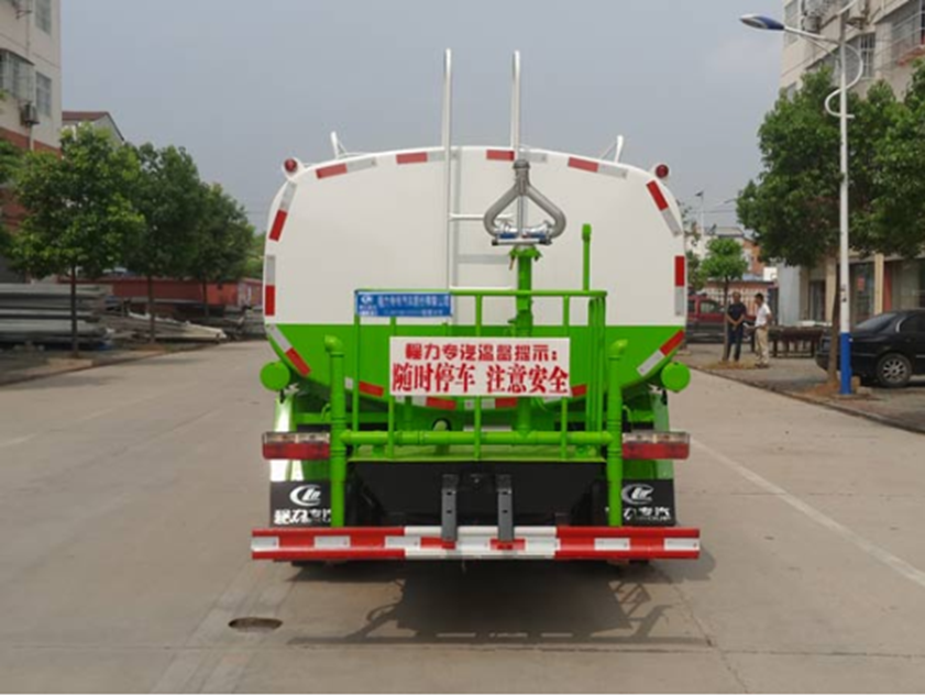 D7.F7系列9.28方洒水车