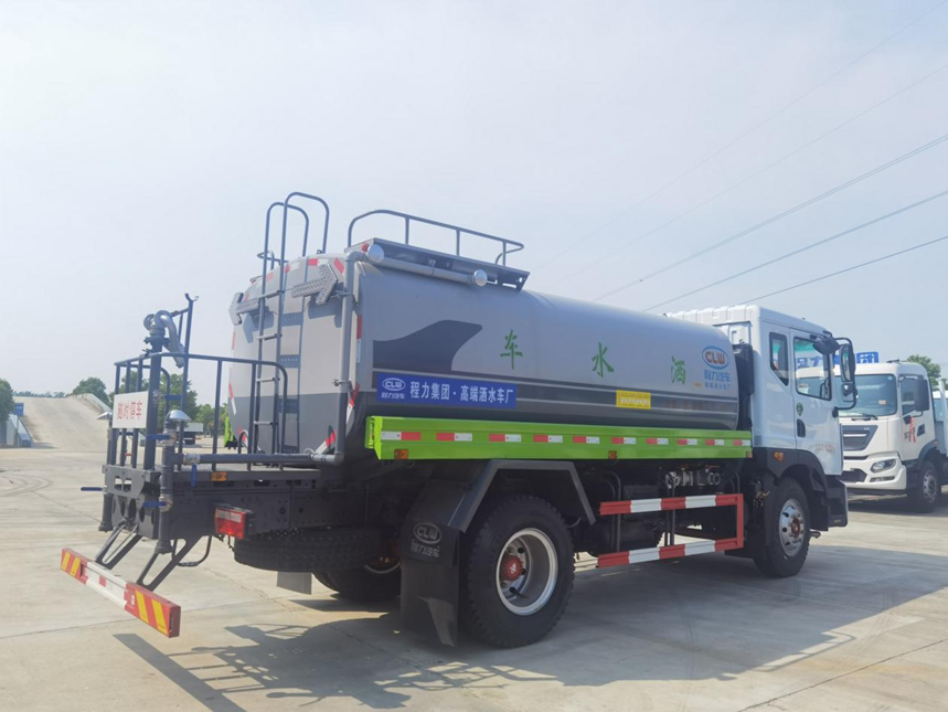 D9系列11.94方洒水车