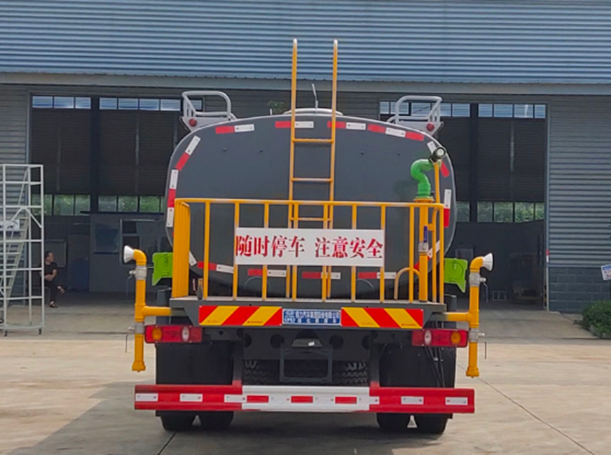 东风K6系列12.73方洒水车
